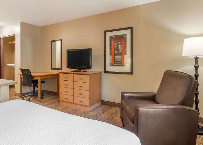 Extended Stay America Suites - Wichita - East