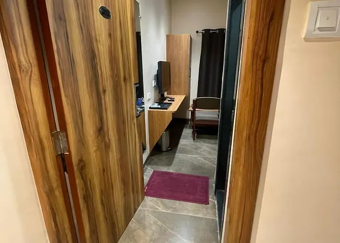 Hotel Vardhan