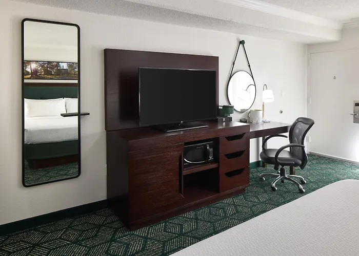 Athens Hotels