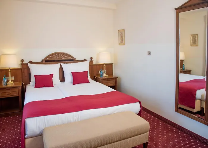 Hotels in Neu-Anspach