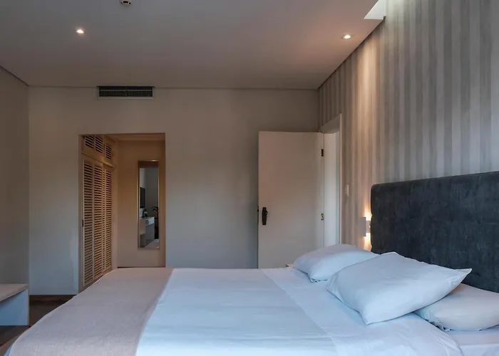 San Raphael Country Hotel