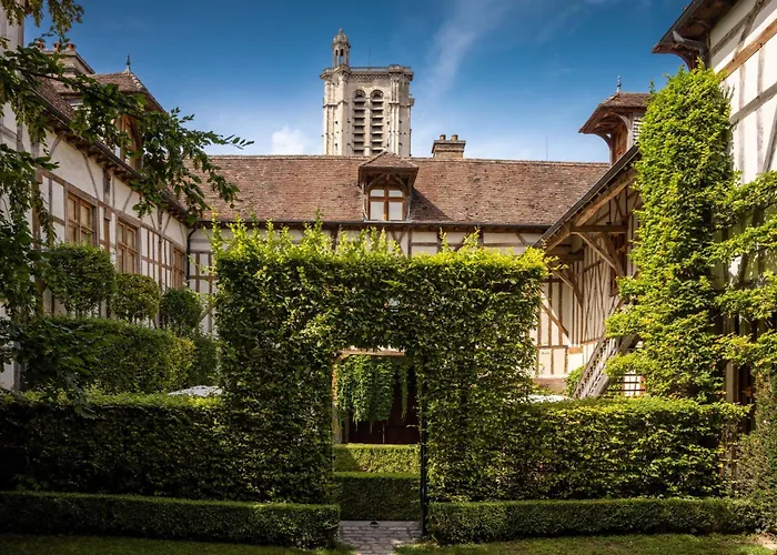 Hôtel la Maison de Rhodes&Spa Troyes