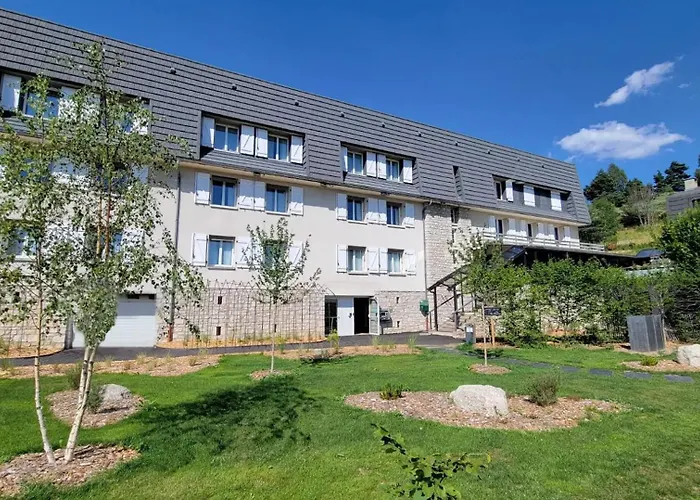 Hotel Logis Chez Camillou à Aumont-Aubrac