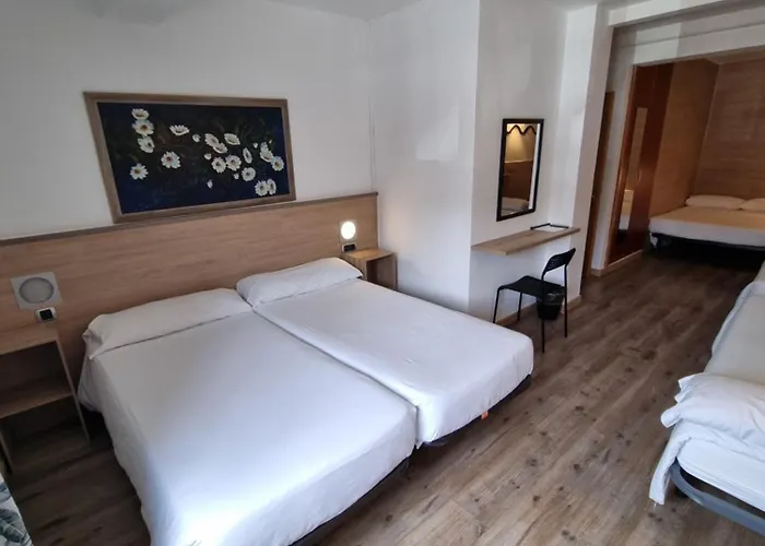 Hotel Avanti Pas de la Case