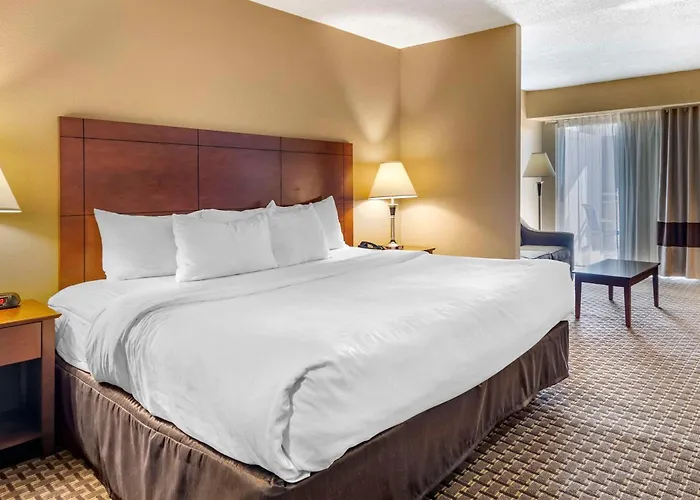 Raphine Hotels