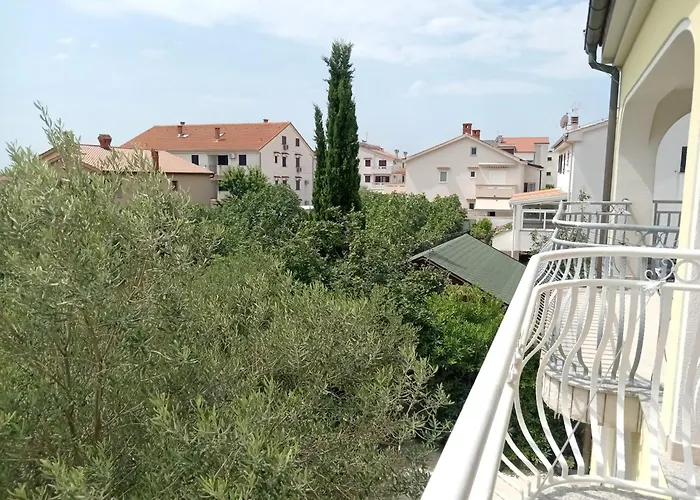 Ana Rooms Krk Town
