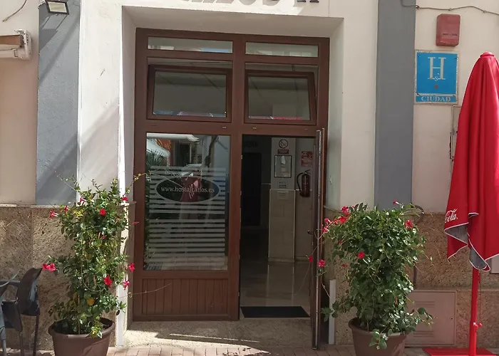 Hostal Carlos 2 La Línea de la Concepción