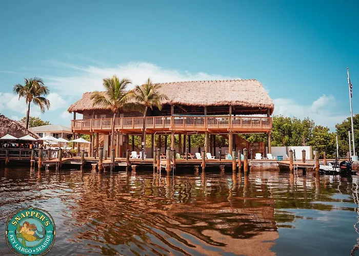 Snappers Key Largo Hotel