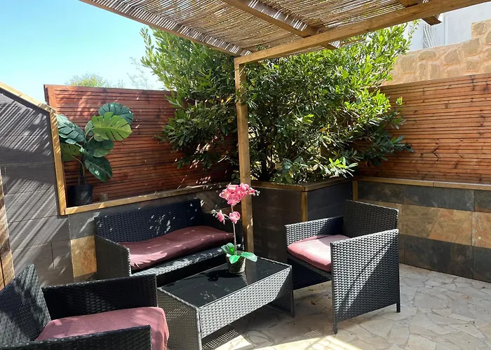 Hotel Rêves de vie le figuerolles avec terrasse et parking privés à Cassis