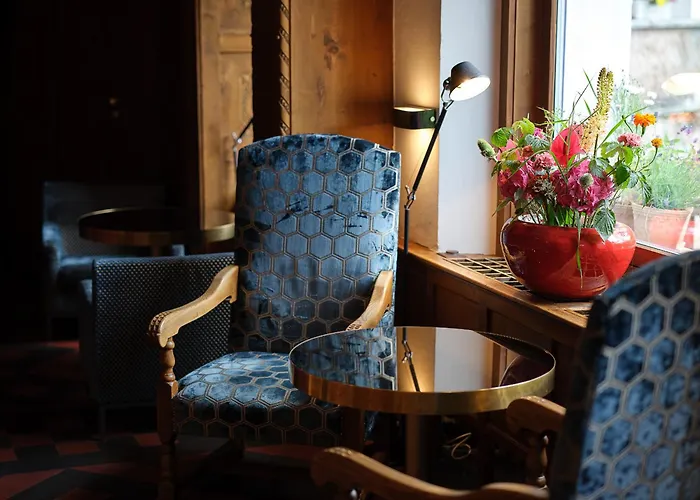 Zuoz Hotels