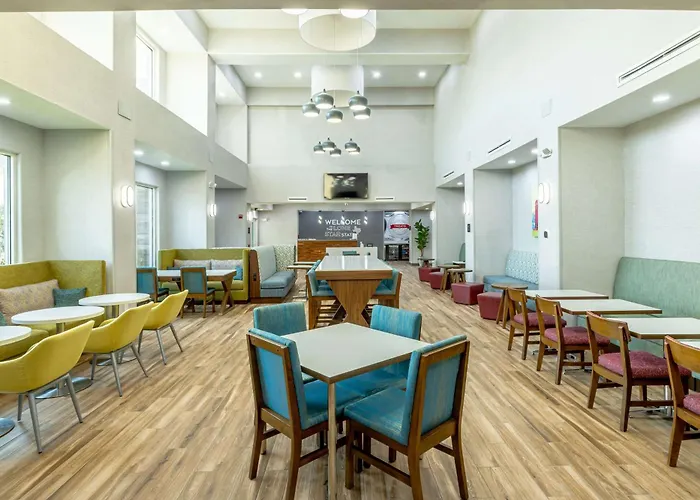 Cleburne Hotels