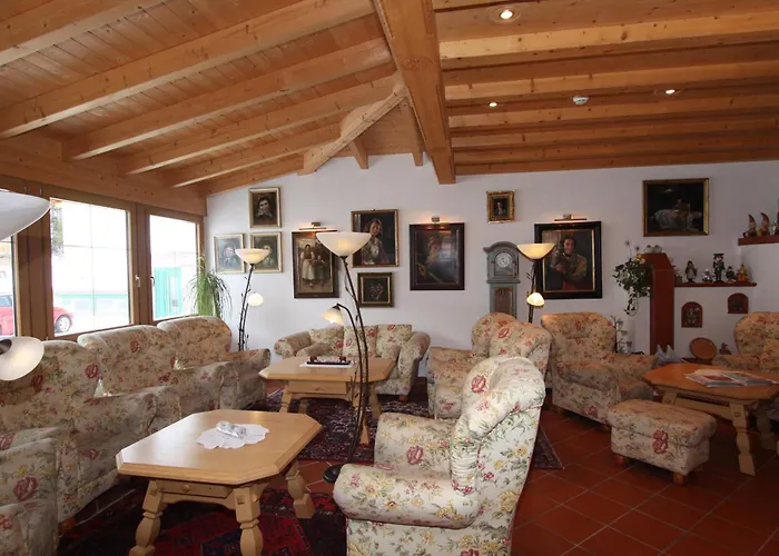 Hotels in Gries