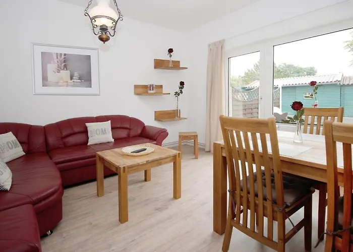 Bed and Breakfast Huus Störtebeker Dornumersiel