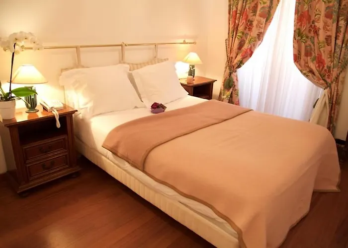 Grand Hotel Des Ambassadeurs Mentone