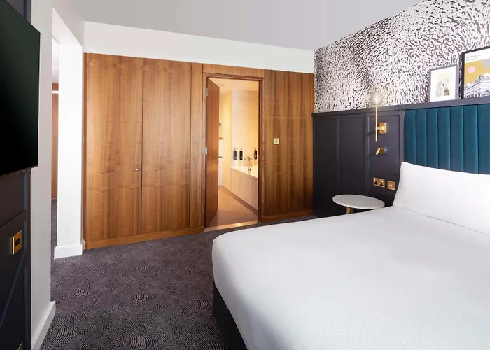 Leeds (West Yorkshire) Hotels