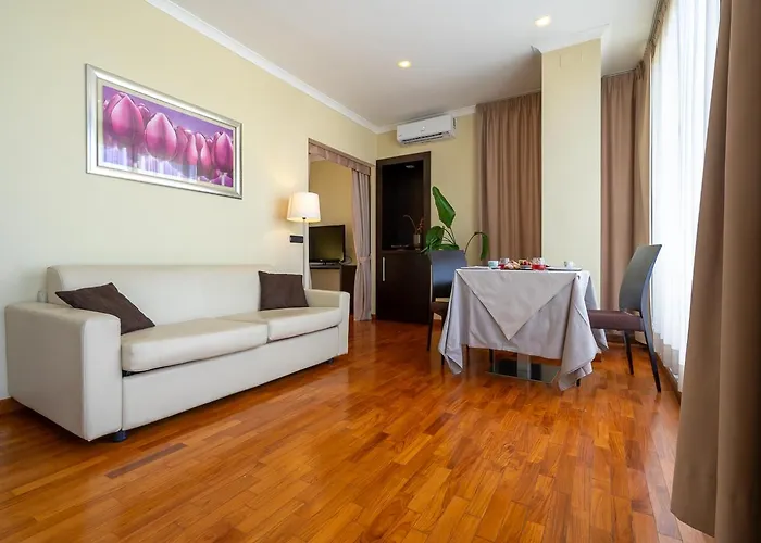 Garden Hotel Latina