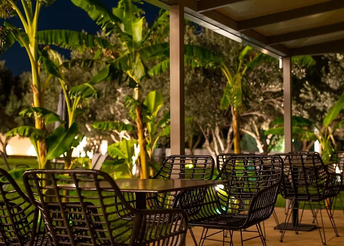 Artemida (Attica) Hotels