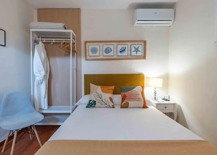 La Tartana Hotel Boutique La Herradura 