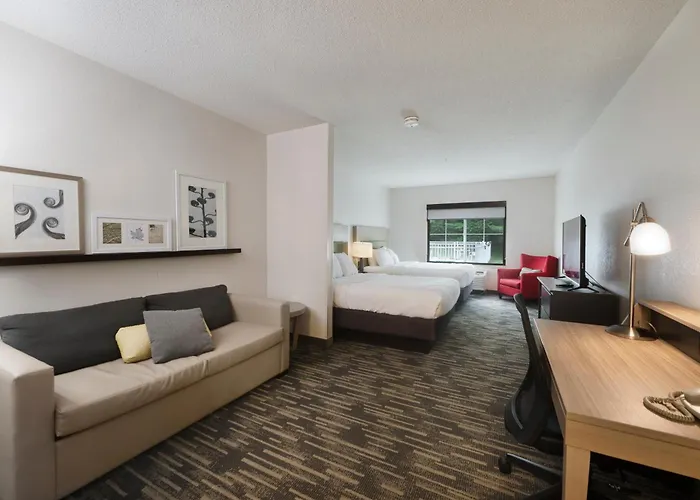Stratton Mountain Hotels