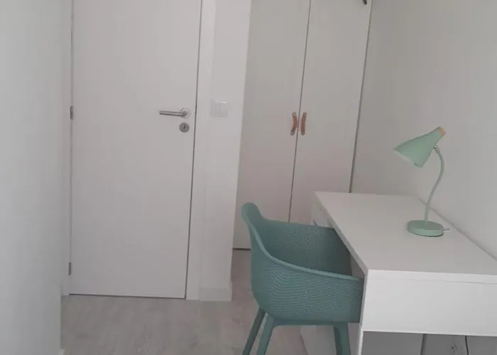 Carcavelos Beach & Nova Sbe Shared Serviced Apartment 3 Oeiras