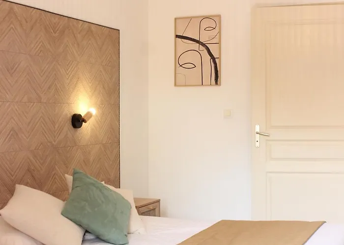 The Originals City, Hôtel Côté Sud, Marseille Est  Allauch