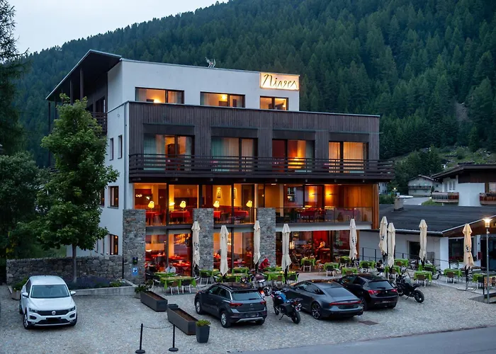 Bed&Breakfast Hotel Nives Sulden