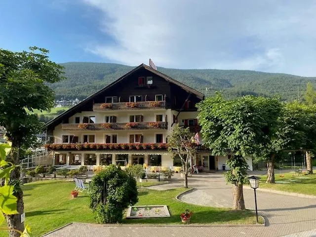 Hotel Rodes Urtijëi