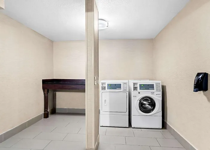 Comfort Inn University Wilmington