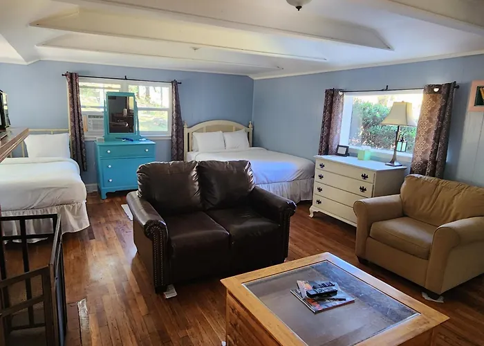 The Pines Cottages Woodfin