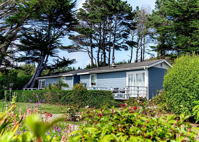 Agate Cove Inn