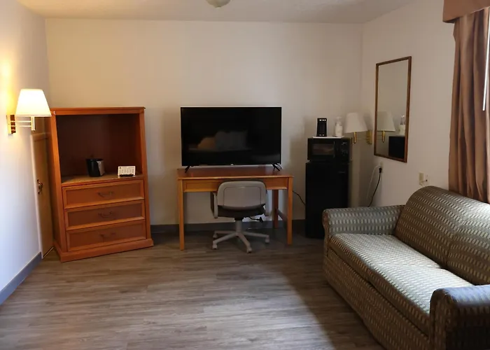 Super 8 By Wyndham Price Motel