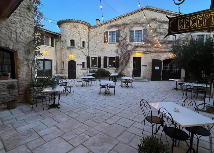 Chabrillan Hotels