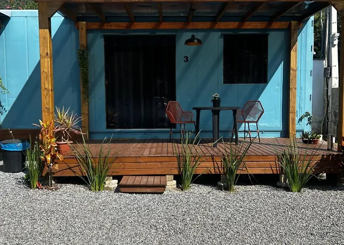 Container Guest House Porto Belo