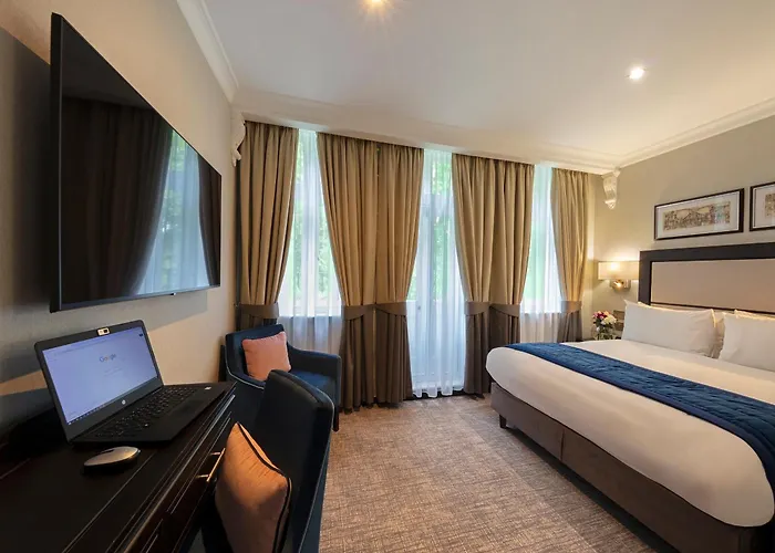 Wellington Hotel By Blue Orchid Londen