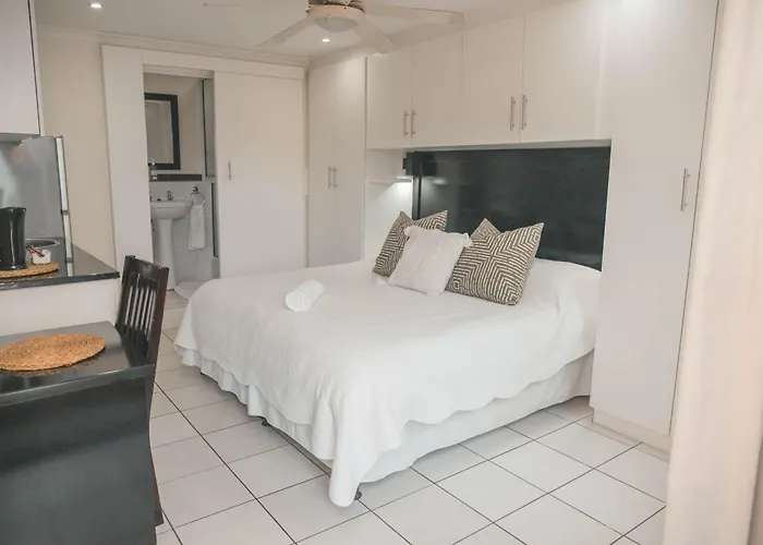 Beside Still Waters Boutique Hotel Durban