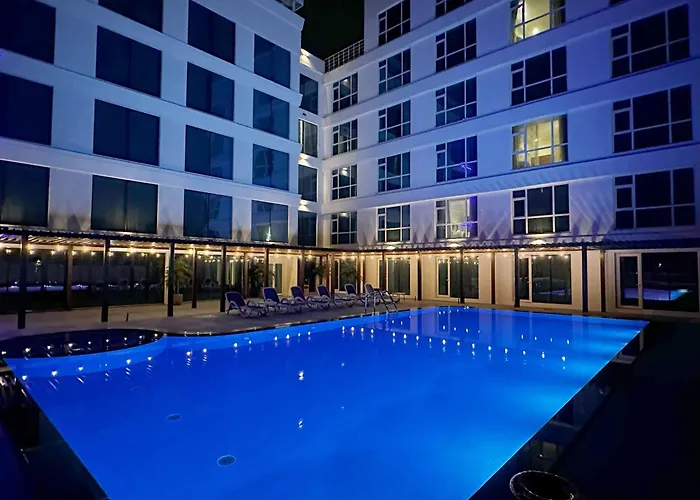 Hotels in Sur