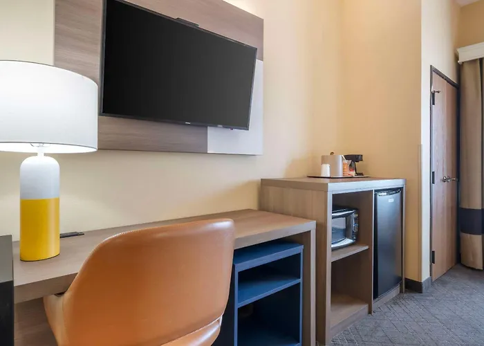 Comfort Suites Mckinney-Allen