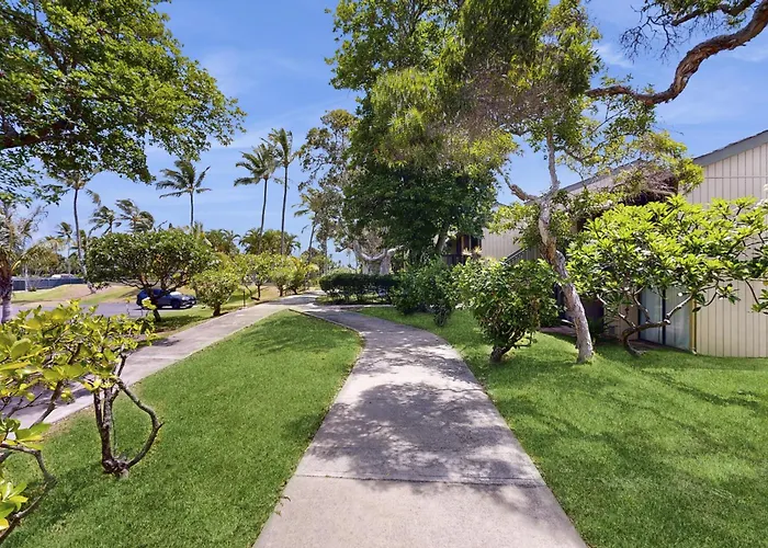Kahuku Hotels