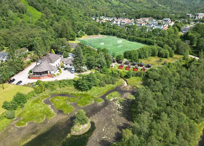 Macdonald Hotel & Cabins