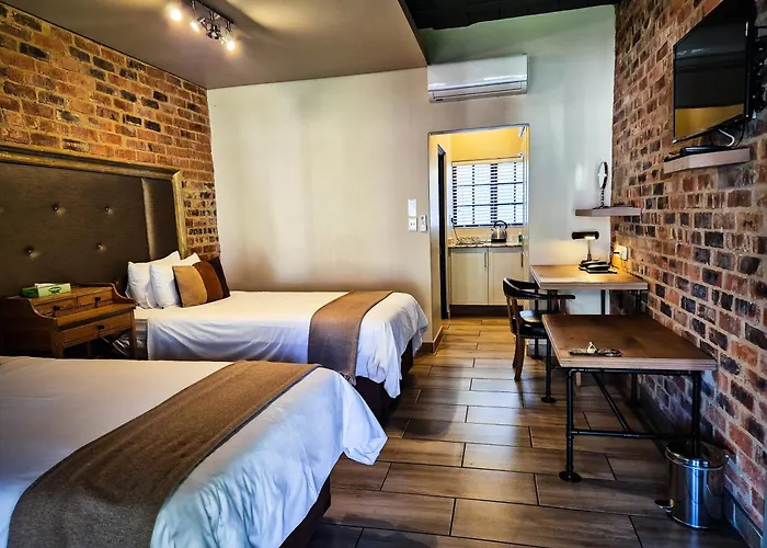 Three Rivers Lodge And Villas