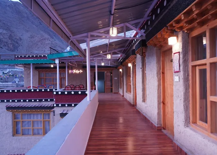 Kaza Hotels