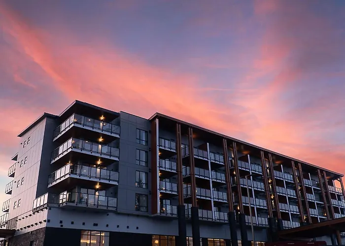 Campbell River Hotels