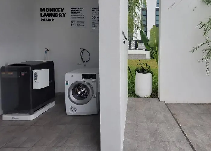 Blu Monkey Hub & Hotel Ranong