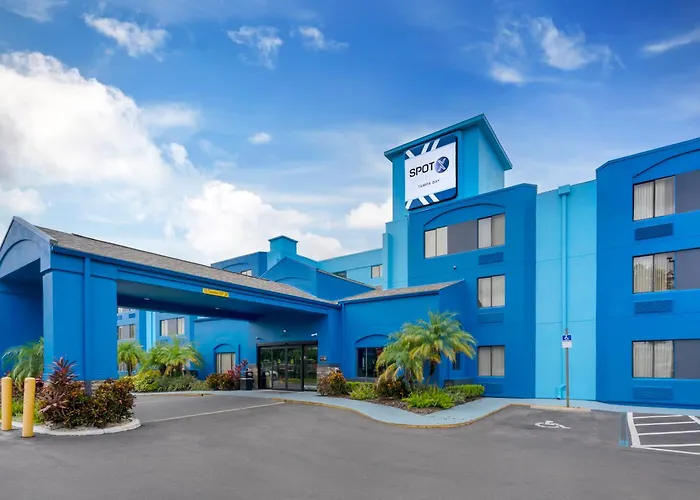 Spot X Hotel Tampa - Wesley Chapel By The Red Collection