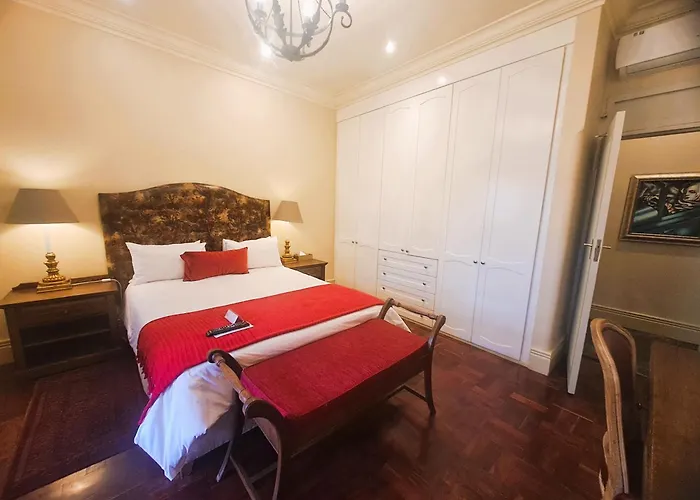 Three Rivers Lodge And Villas