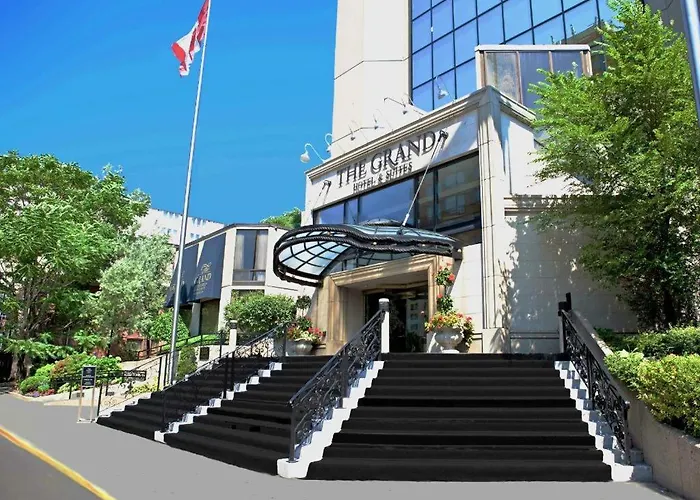 Grand Hotel & Suites