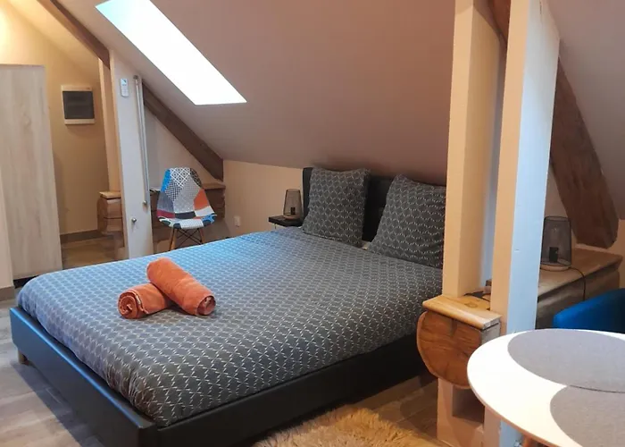 Chambre d'hôtes SOPHORA - Les Clés des Lys Moret-sur-Loing