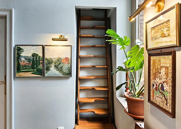 The Kooch House 1.4