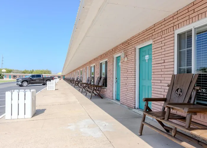 Shark Reef Resort Motel & Cottages Port Aransas