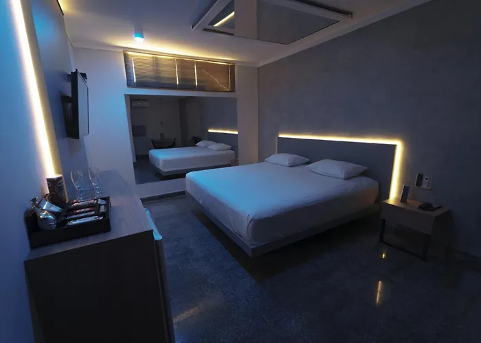 Paris Motel Matão